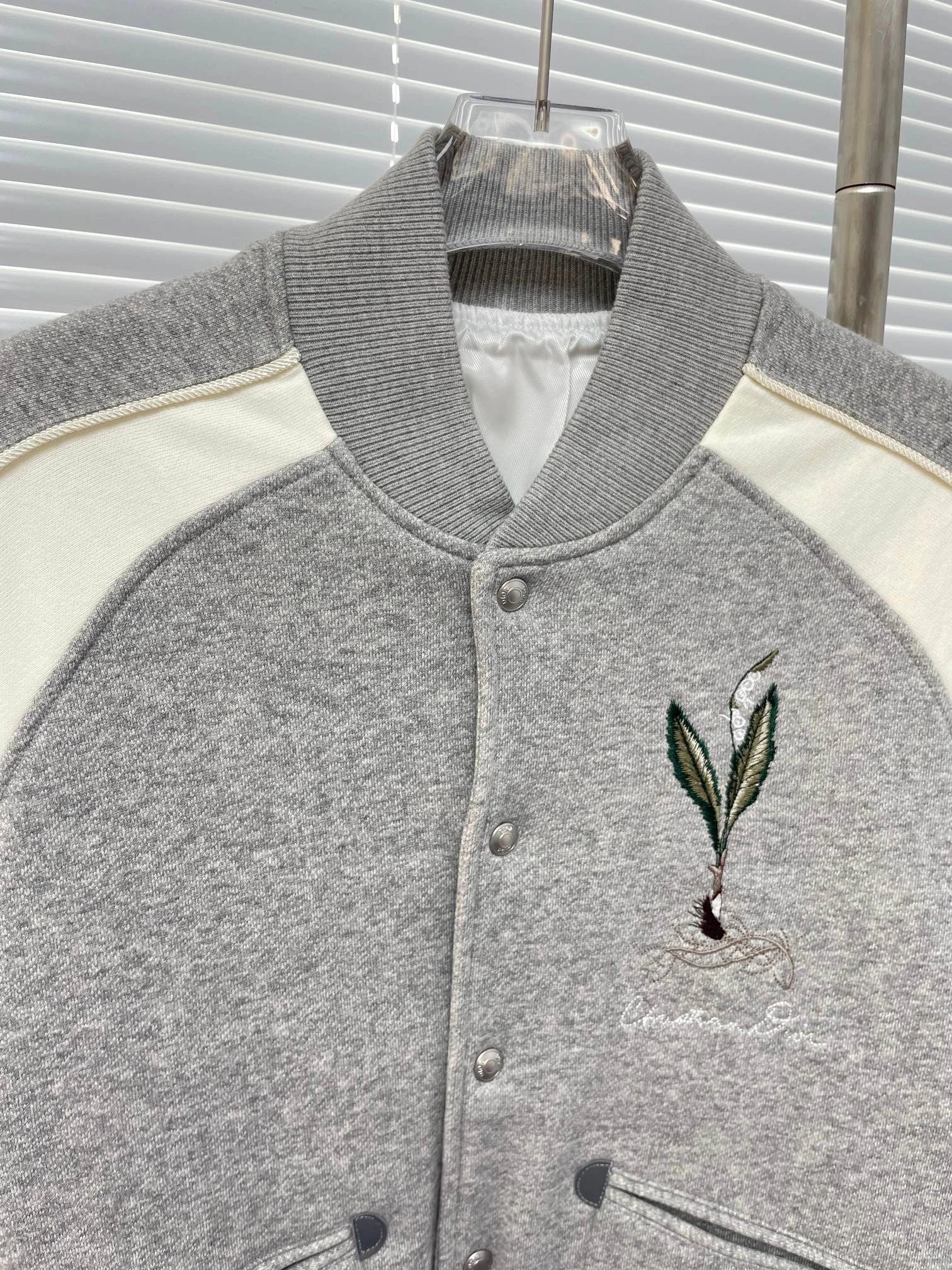 wg.luxury- 4ior embroidery oversized item:D-F409J1005